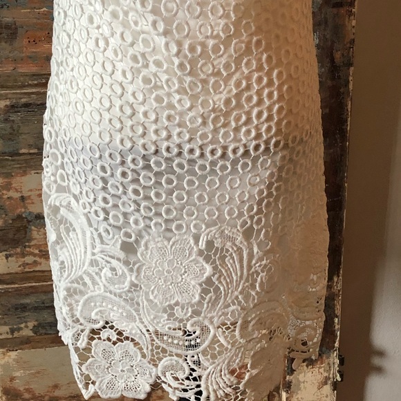 Donated-Romeo & Juliet Couture Dress - Picture 4 of 7